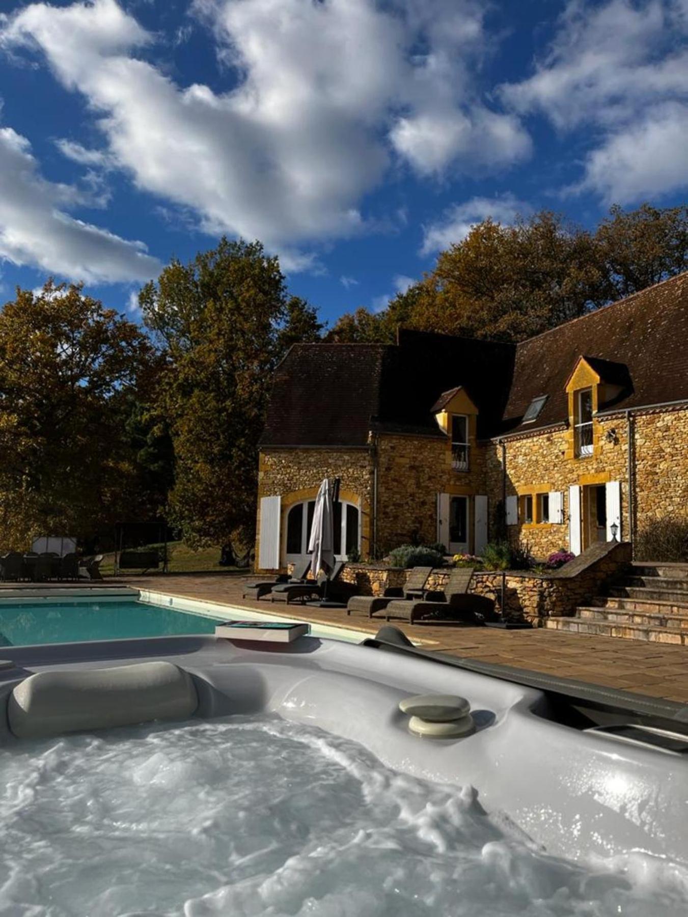 Luxury Chateau W. Pool & Hot Tub In Dordogne Beynac-et-Cazenac Exterior foto